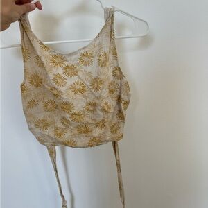 SHEIN Sunburst Pattern Crop Top - Cream and Gold